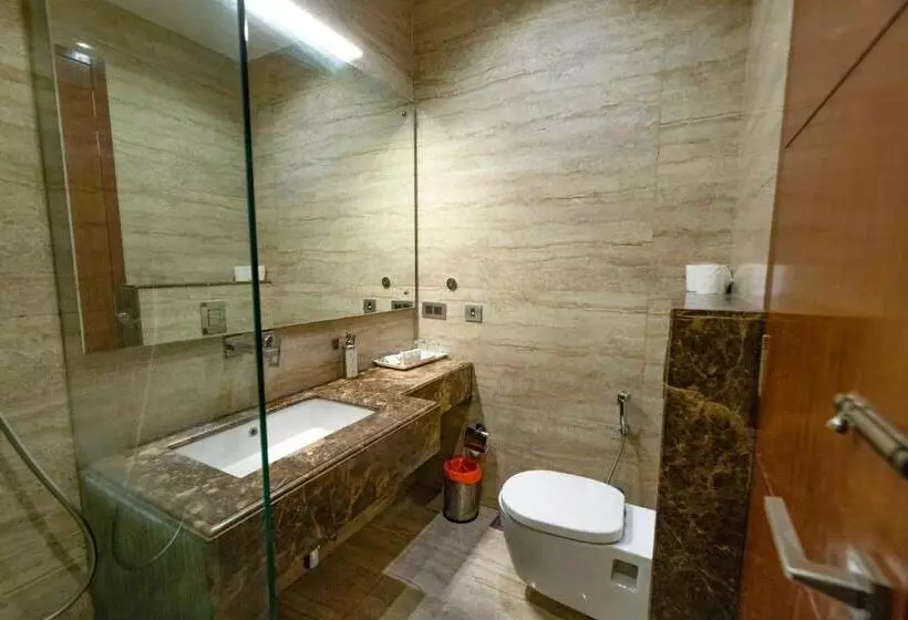 Hotelli Millennium Inn, Prayagraj