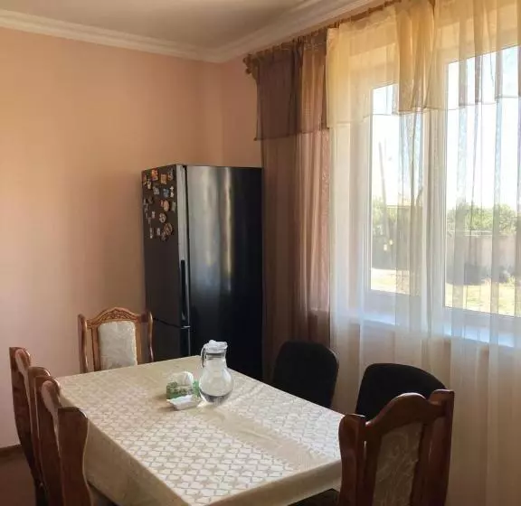 پانسیون гостевой дом элен