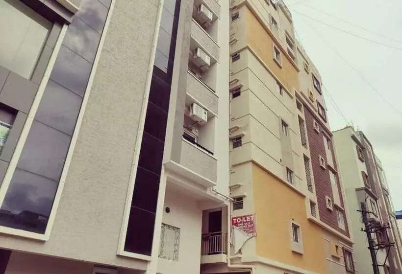 ホテル Omatra Marathahalli