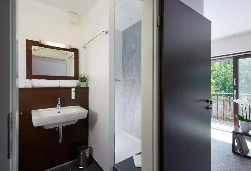 هتل Smart Living