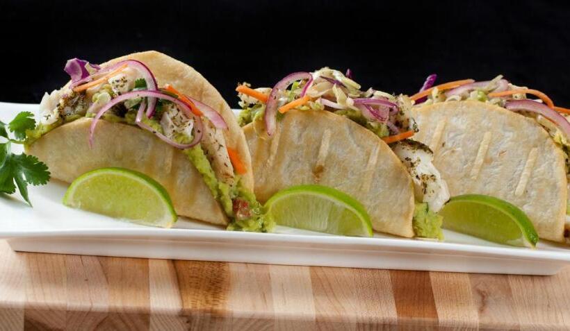 בית מלון כפרי Clique Calgary Airport