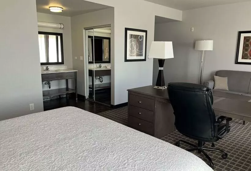 Hotelli Quality Inn & Suites Pearsall
