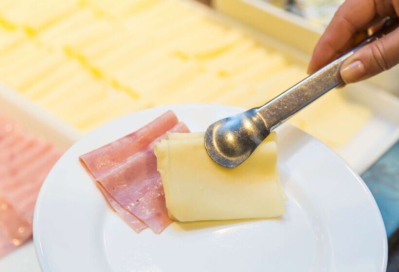 ホテル Ibis Budget Curitiba Centro