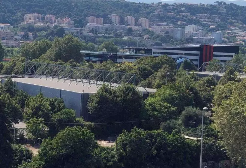 هتل Ibis Budget Nice Palais Nikaia