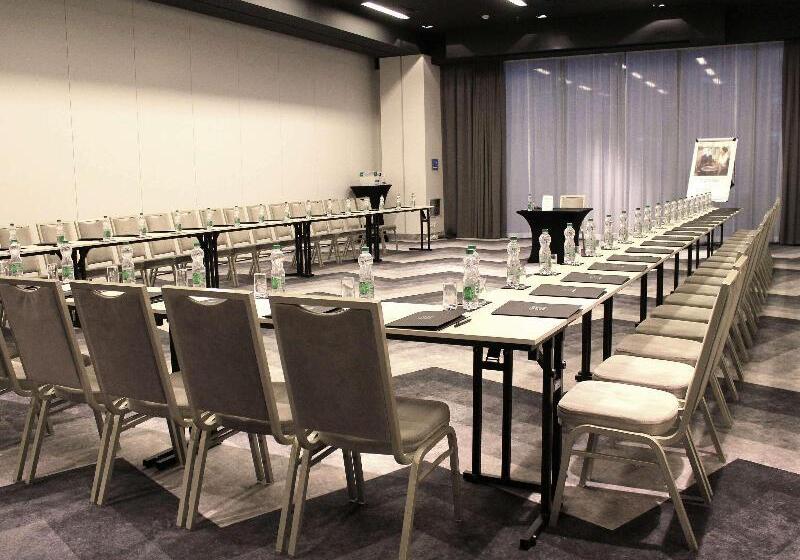 בית מלון כפרי Ibis Styles Wroclaw Centrum