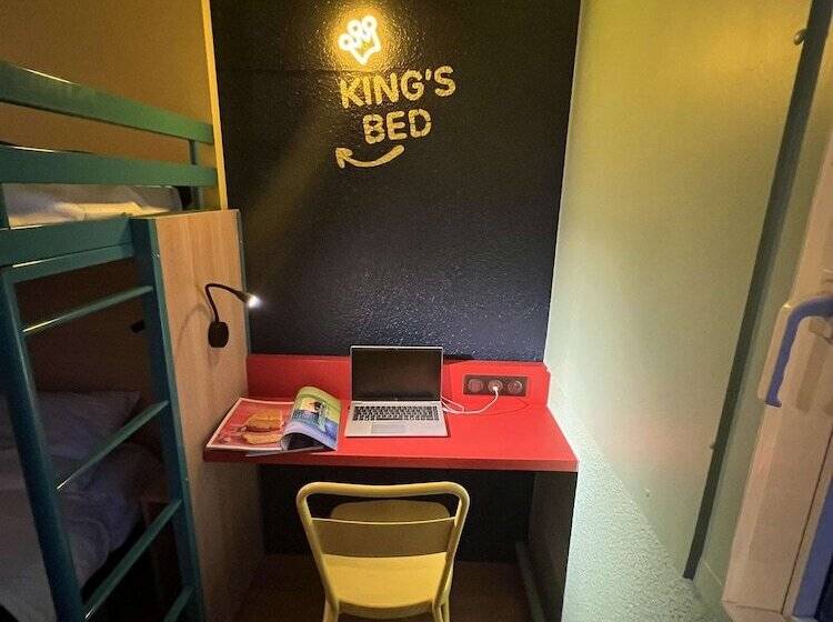 Отель Premiere Classe Lyon Nord Dardilly