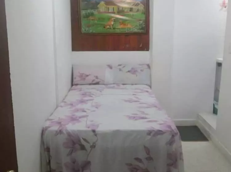 בית מלון כפרי Maroel