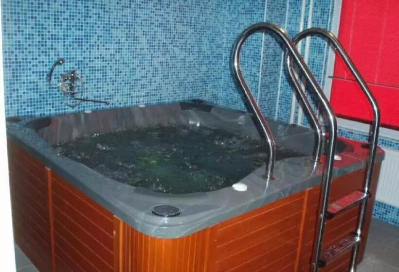 בית מלון כפרי Montenegro