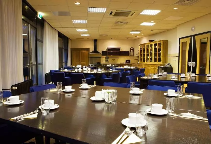 호텔 Teugel Resort Veghel