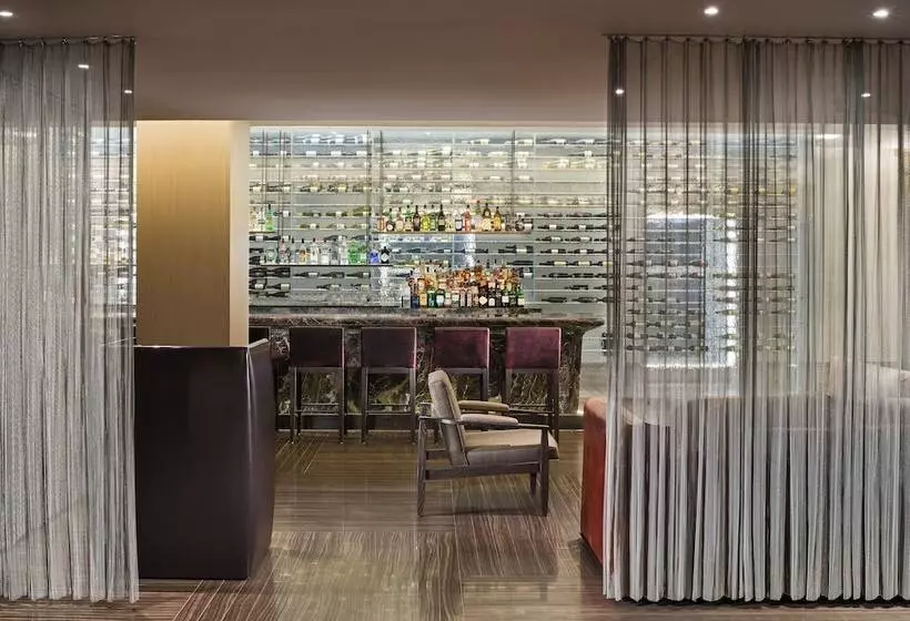 호텔 The Knickerbocker