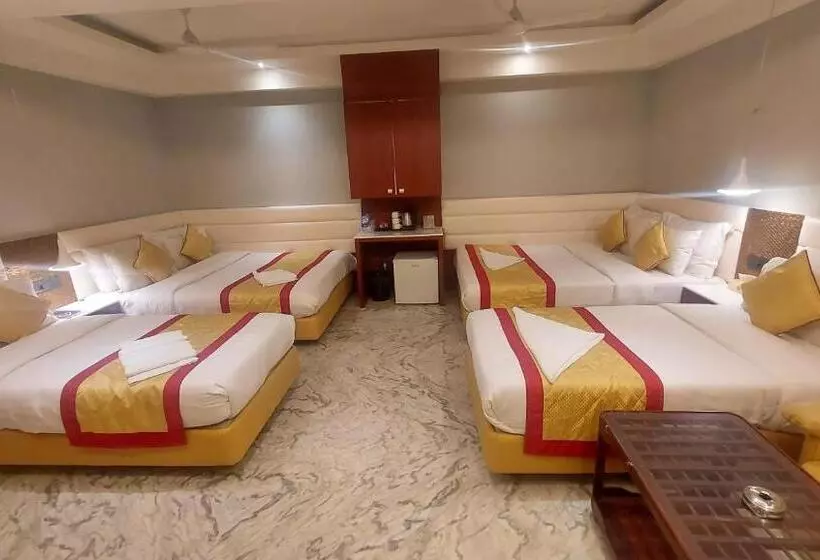 Hotel Manila