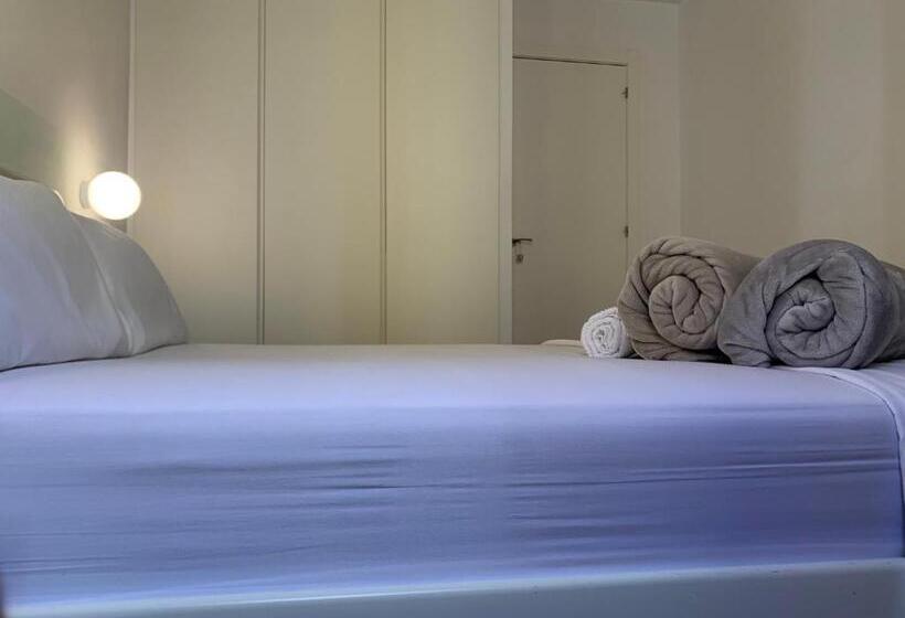 Пансион The Room Gotico