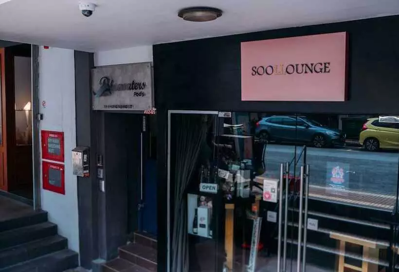 هاستل Bluewaters Pods 38 Hongkong St