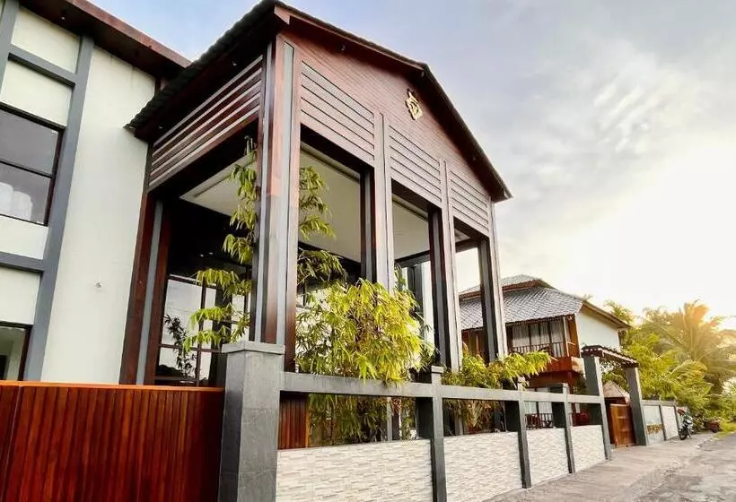 Hotelli Ile Bay Resort