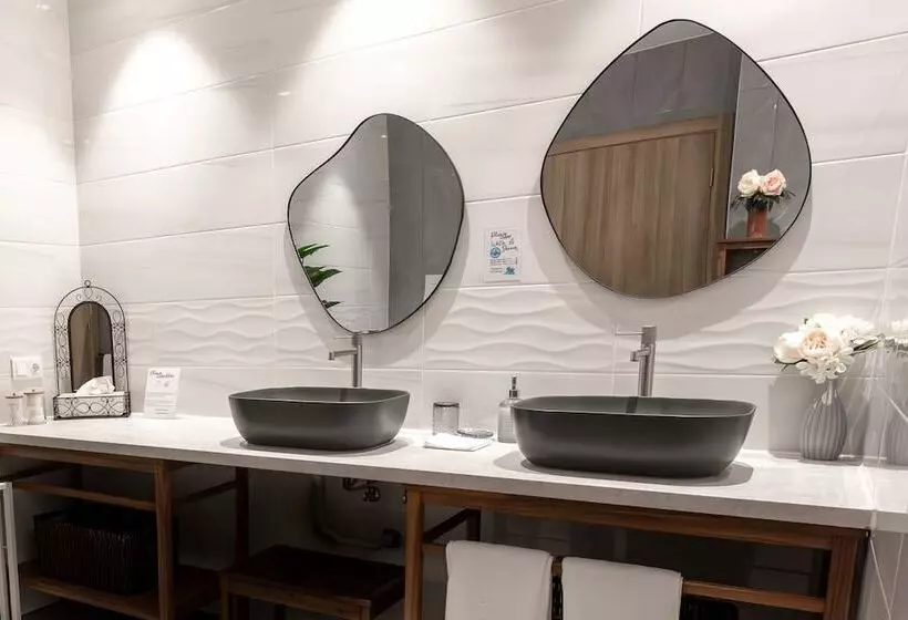 Majatalo Océane Guest House   Adults Only