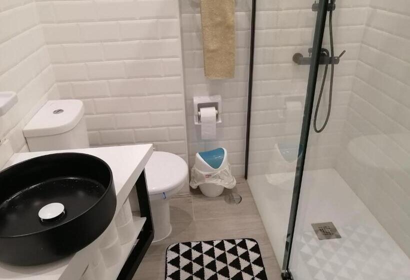 پانسیون Paradise Space