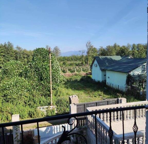 پانسیون Valdi Guest Shekvetili