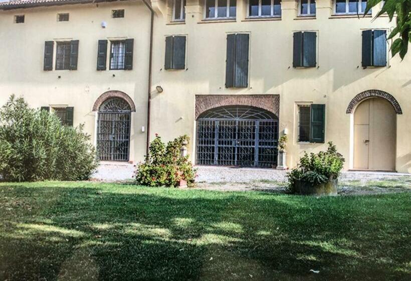 بنسيون La Tenuta Di Leo