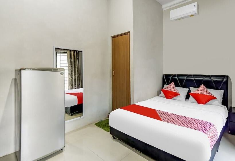 فندق Oyo 91296 Nagoya Guesthouse