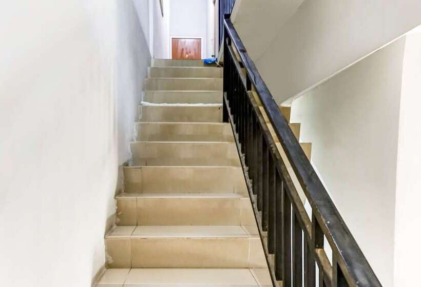 فندق Oyo 91296 Nagoya Guesthouse