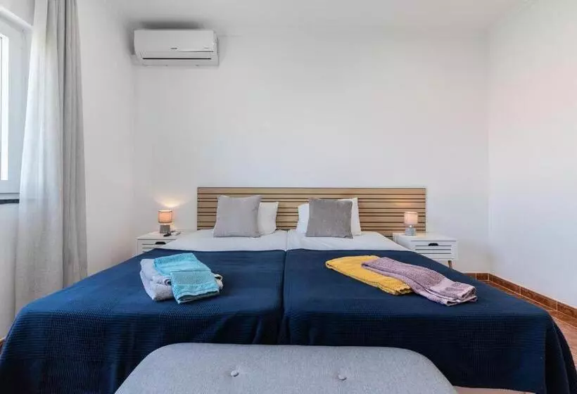 Majatalo Porta Nova Guesthouse By R Tex