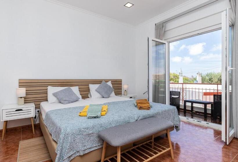 پانسیون Porta Nova Guesthouse By R Tex