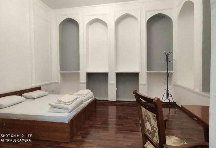 فندق Art 16th Century House