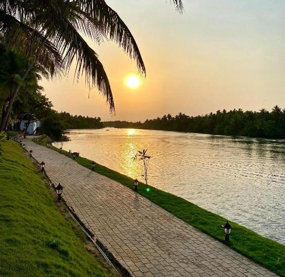 בית מלון כפרי Lagoon Sarovar Premiere Resort Pondicherry