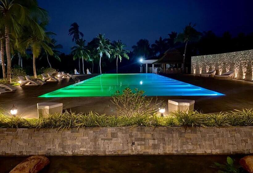 בית מלון כפרי Lagoon Sarovar Premiere Resort Pondicherry