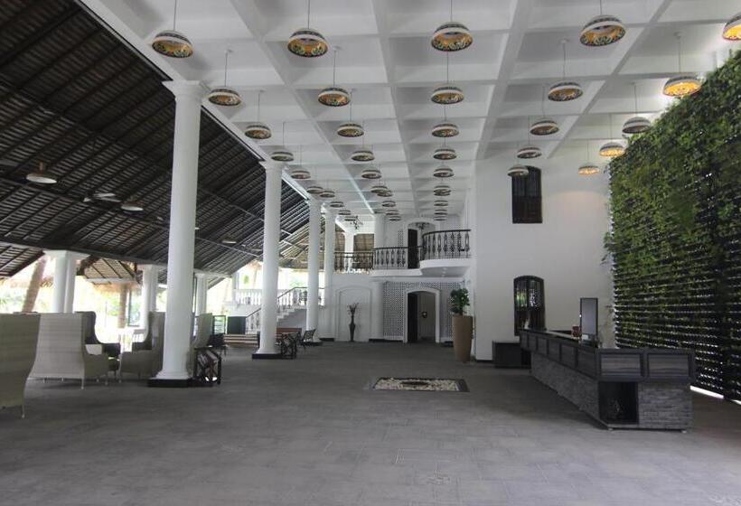 בית מלון כפרי Lagoon Sarovar Premiere Resort Pondicherry