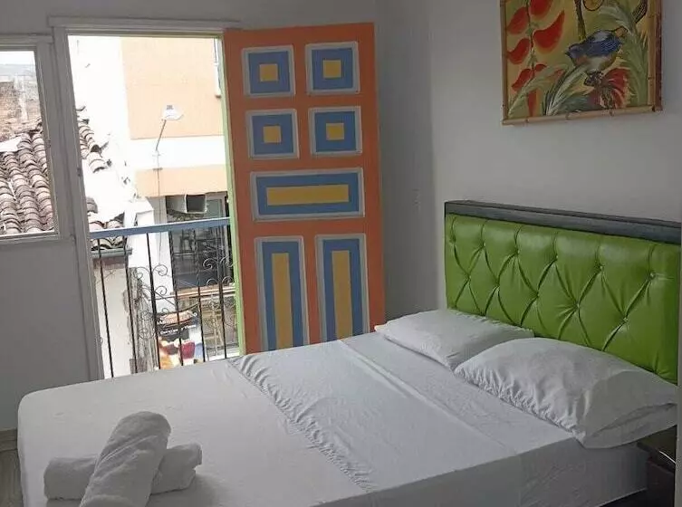 ホテル Las Flores