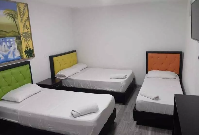 ホテル Las Flores