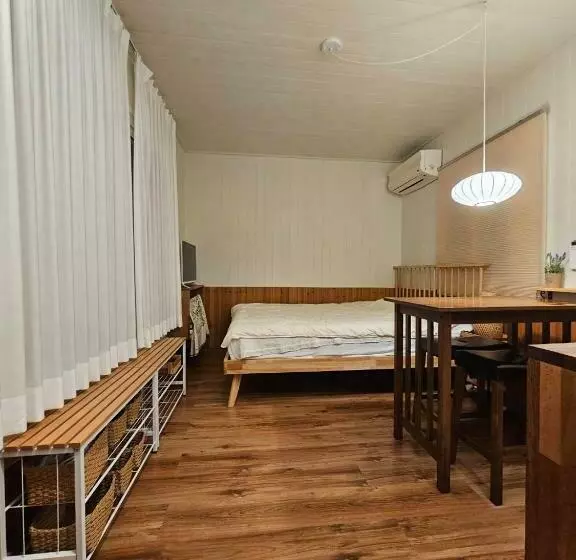 Majatalo Stay Erba