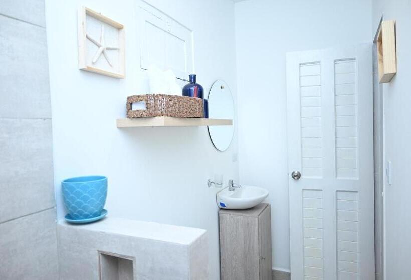 استراحتگاه Quinta Del Mar Crystal Beach