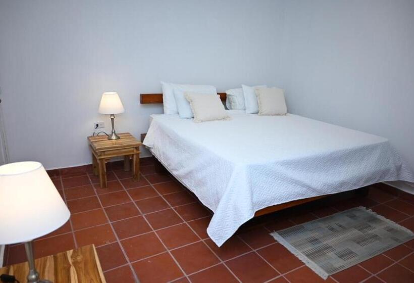 استراحتگاه Quinta Del Mar Crystal Beach