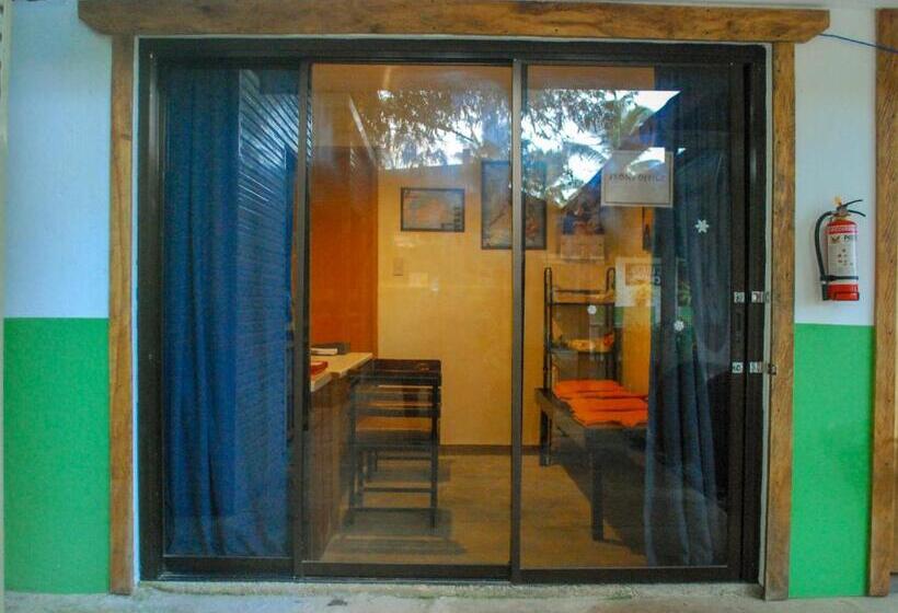 בית מלון כפרי 13 Ways Room Rentals