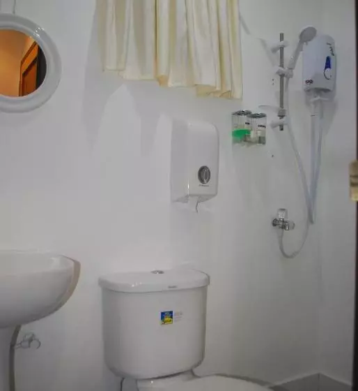 Hotelli 13 Ways Room Rentals