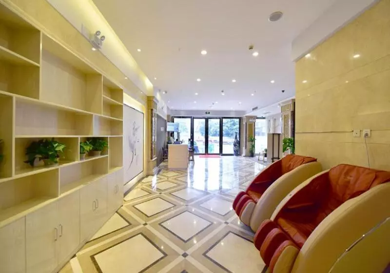 ホテル 7days Premium Chengdu Xinjin Rulin Road Subway Station Branch