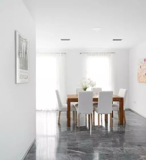 Numa I Jondo Apartments