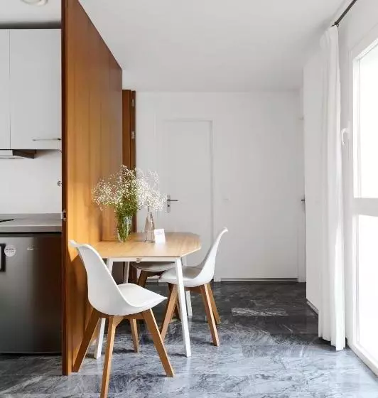Numa I Jondo Apartments