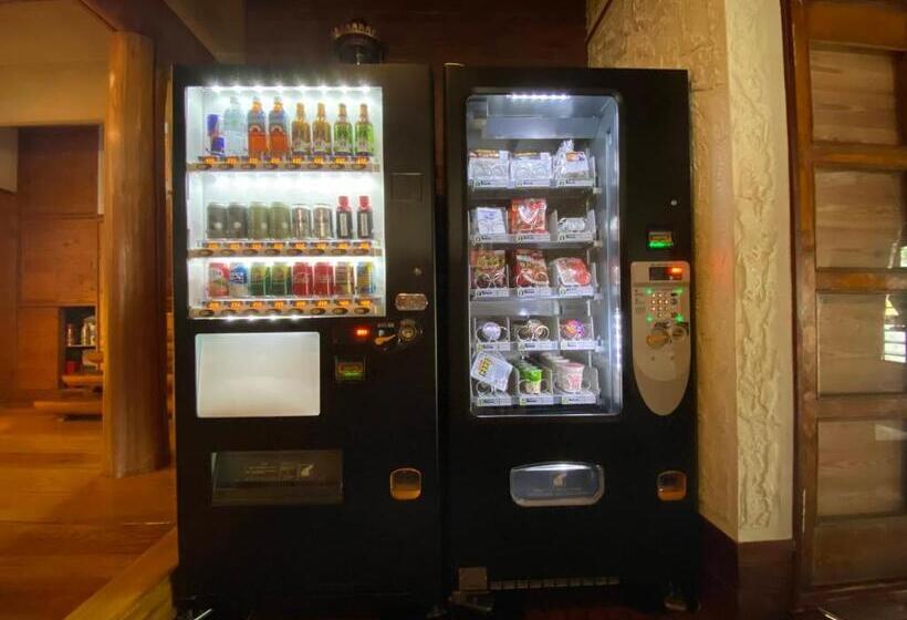 פנסיון Heidi Guest House