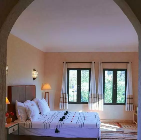 Aamiaismajoitus (B&B) Villa Atlas Secret