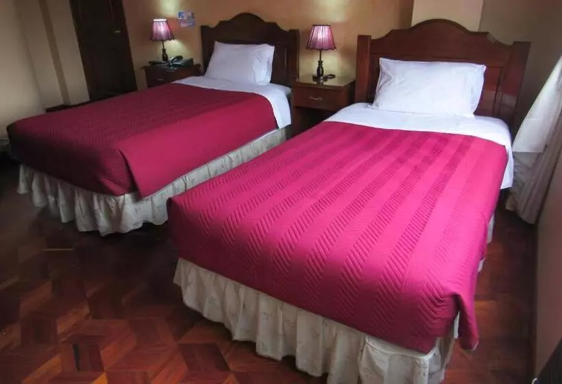 هتل Diamante Azul