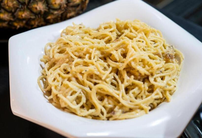 בית מלון כפרי G.c Royal