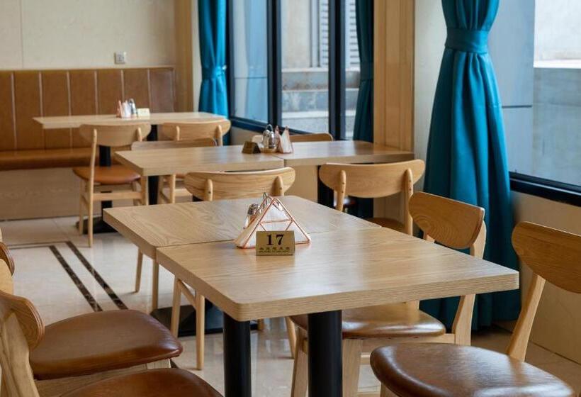 בית מלון כפרי G.c Royal