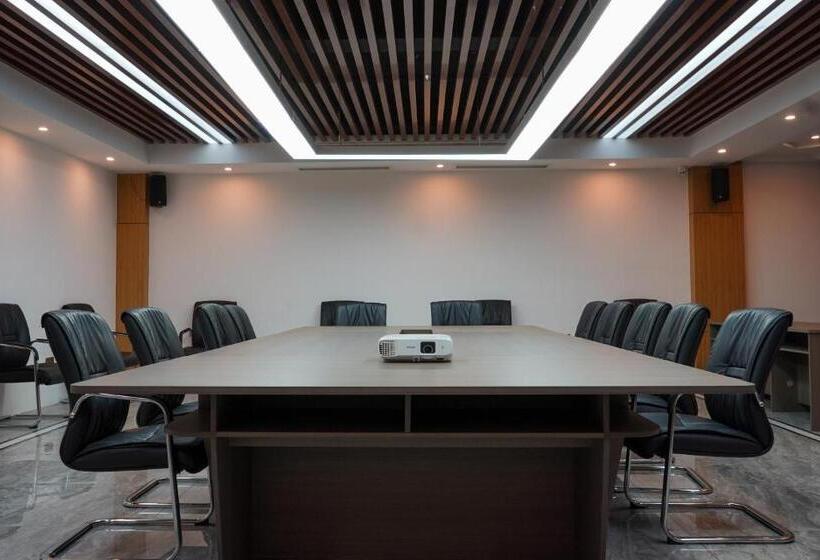 בית מלון כפרי G.c Royal