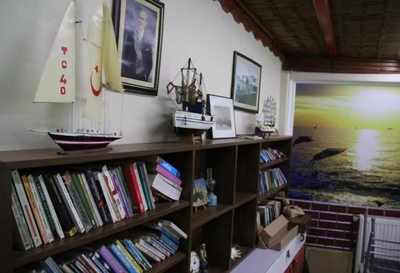 ホテル Ozdemir Pansiyon