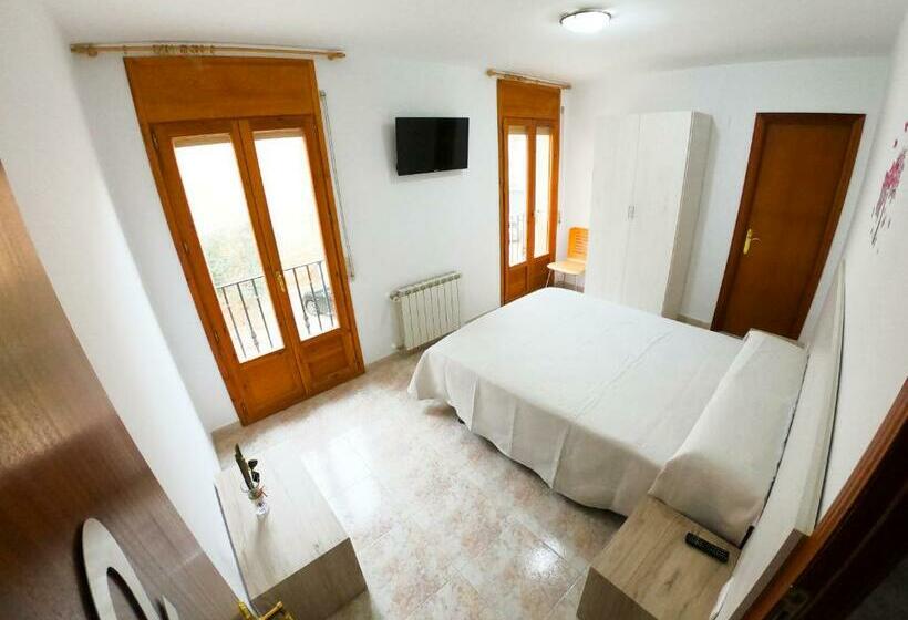 ホテル Restaurantehostalberge