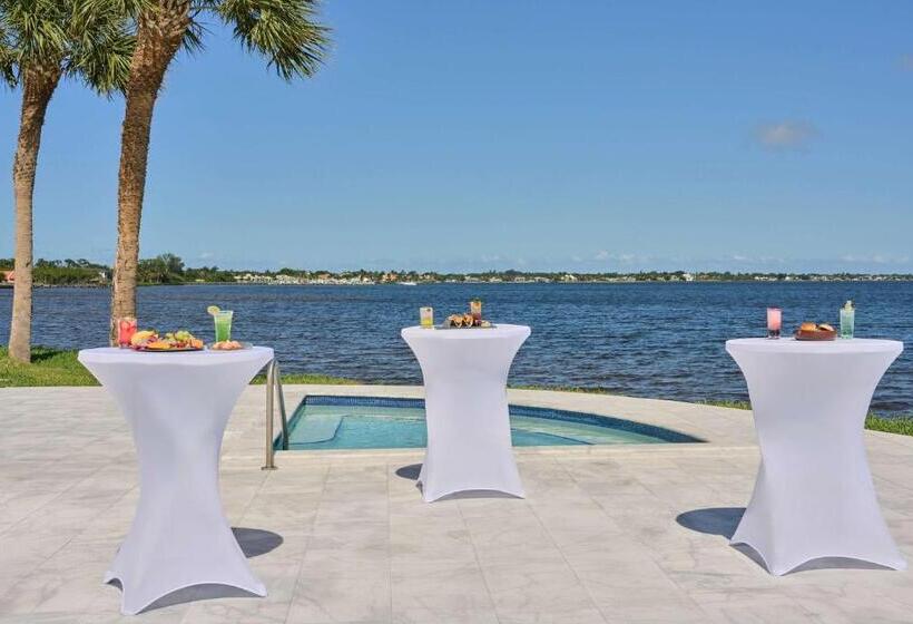 בית מלון כפרי Sandpiper Bay Allinclusive, Trademark Collection By Wyndham