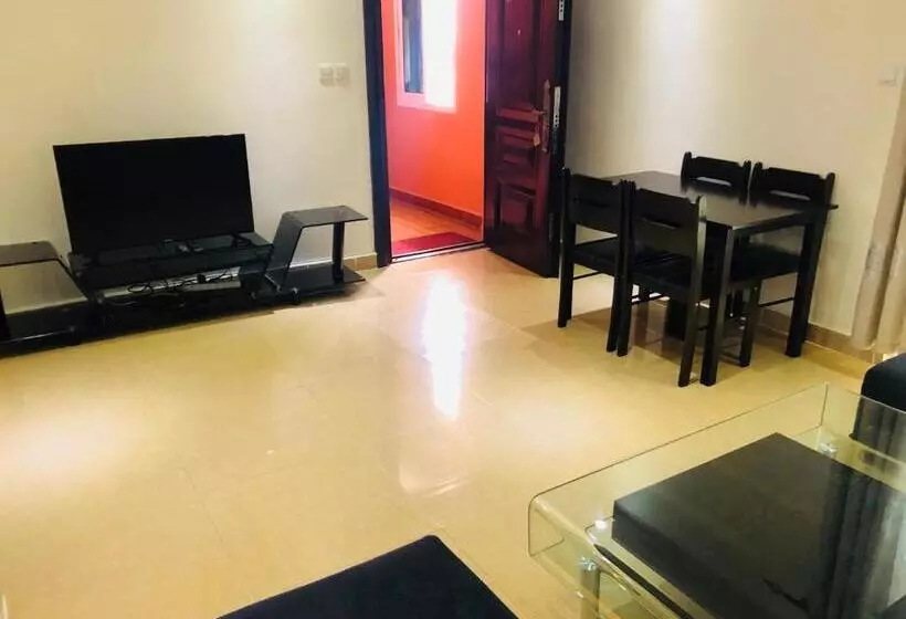 Human Hotel Ivato